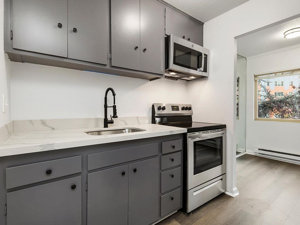 1st image of 1331 Terry Ave #405