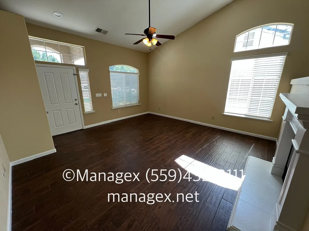 4 bed, 1919 sqft, $2,695 — Photo 4