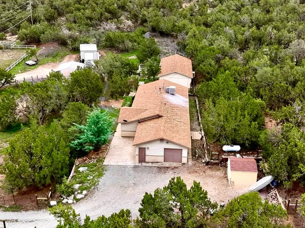 56 Steeplechase Rd, Edgewood, NM 87015