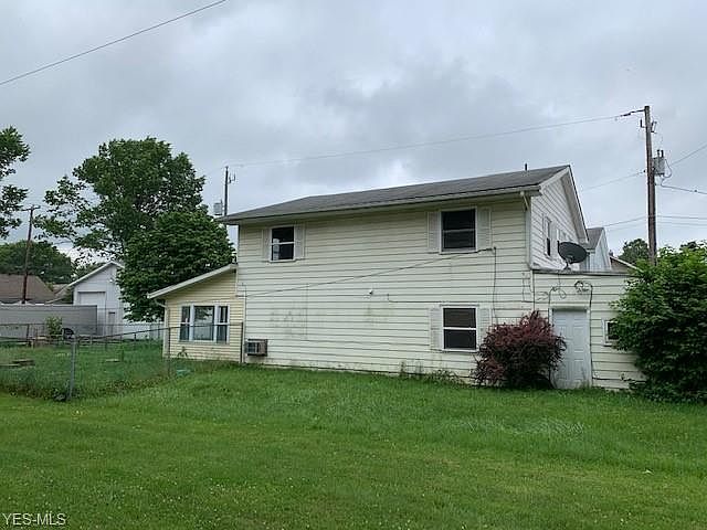 1st image of 817 Kaderly St NW