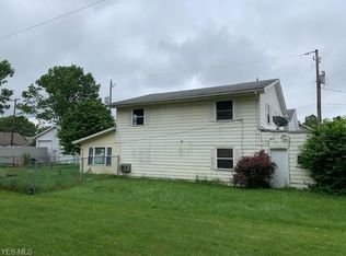 817 Kaderly St NW, New Philadelphia, OH 44663