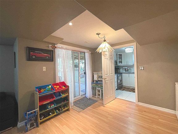 4th image of 113 Jeffers Ct