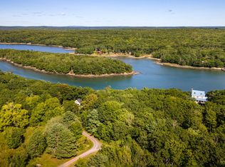 11 Colburn Ln, Boothbay, ME 04537