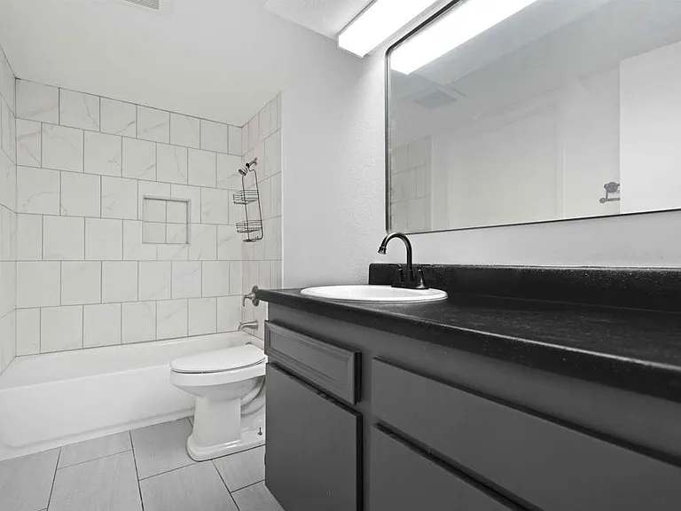 2920 Briarwood Rd #H12 — Photo 15