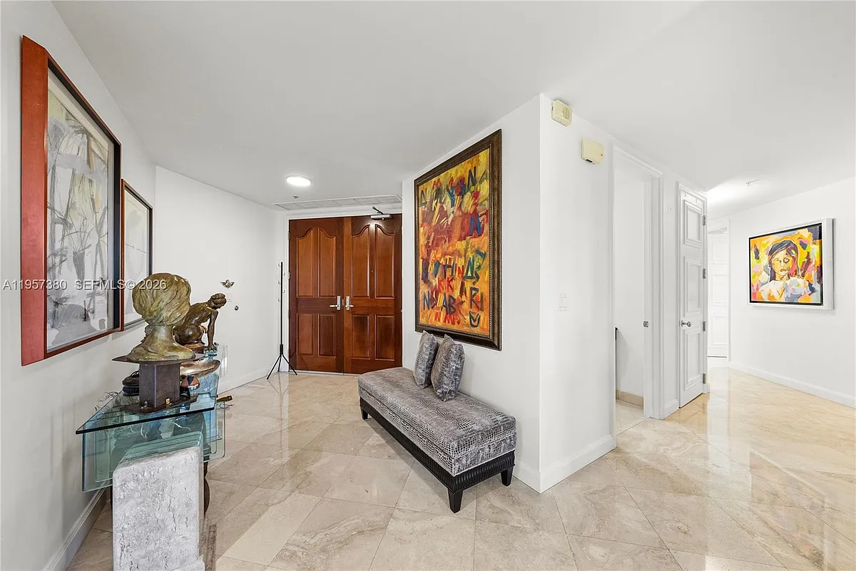 Building Photo - 13633 Deering Bay Dr #256