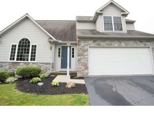 109 Meadowview Dr, Gap, PA 17527