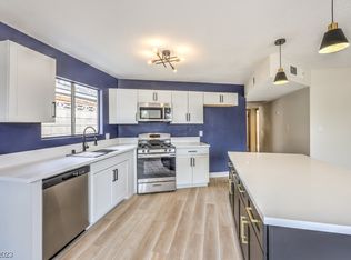 4632 Rita Dr, Las Vegas, NV 89121