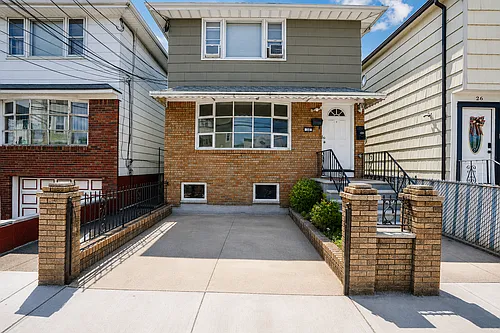 24 Kingsland Ave #1 Photo 1 24 Kingsland Ave #1 Photo 1