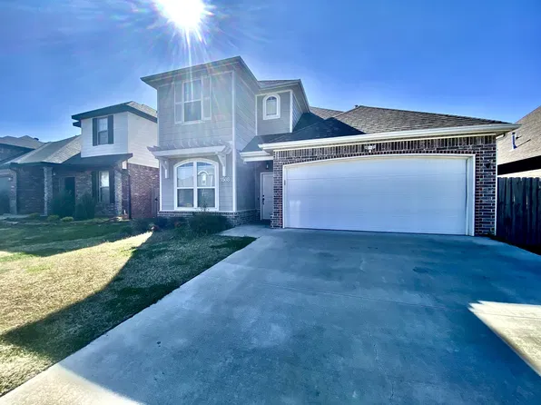 1508 Canal St, Lowell, AR 72745