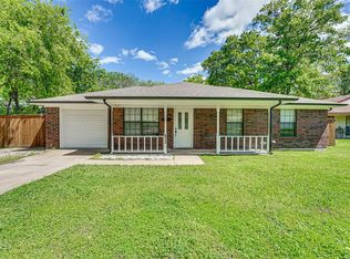 1809 S Clay St, Kaufman, TX 75142
