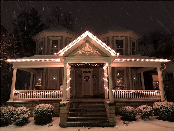 5th image of 226 W Main St