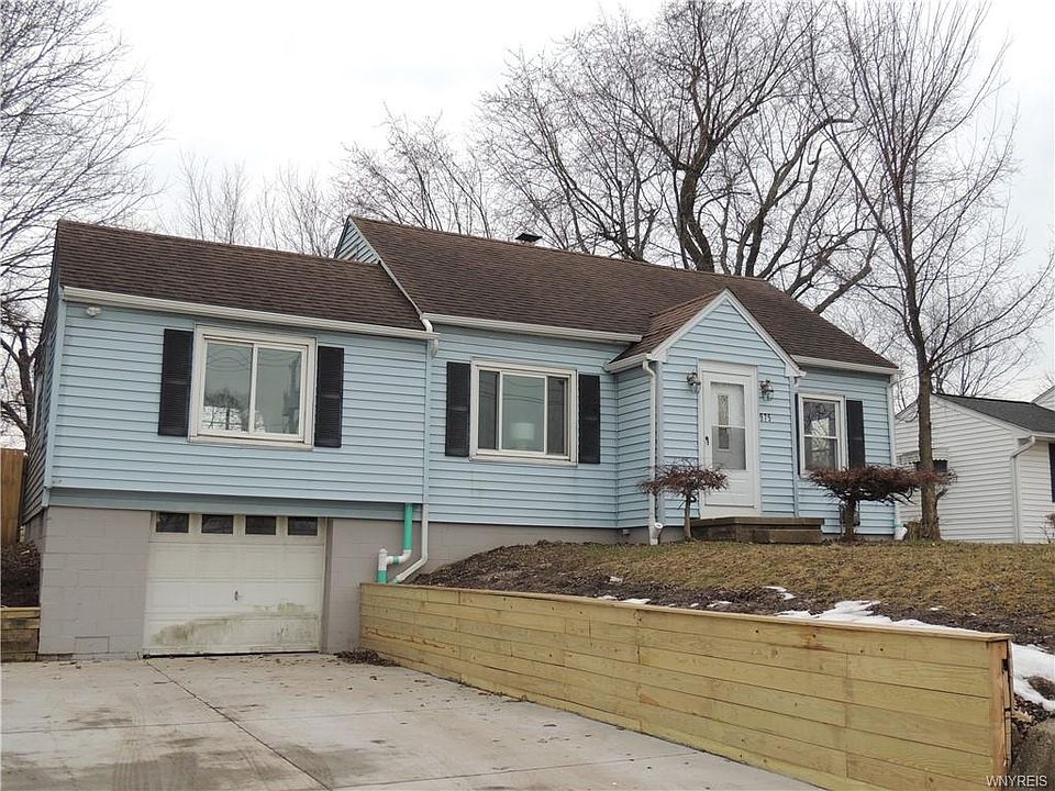 1st image of 975 Wehrle Dr