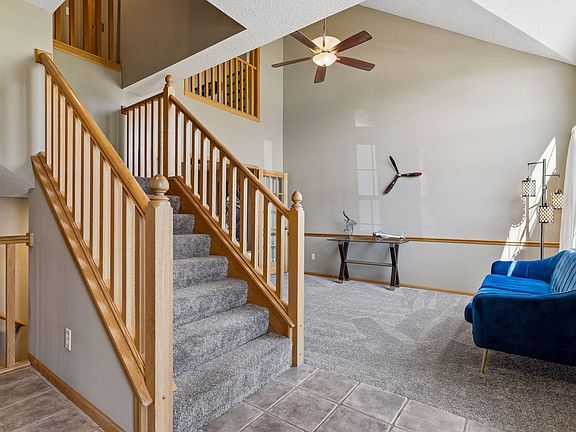 5th image of 10580 Alison Way