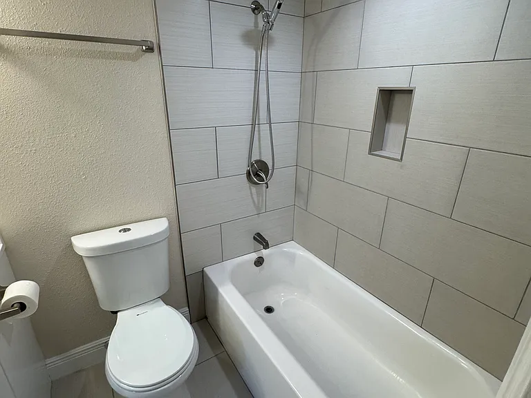 141 Fernery Rd #D5 — Photo 5