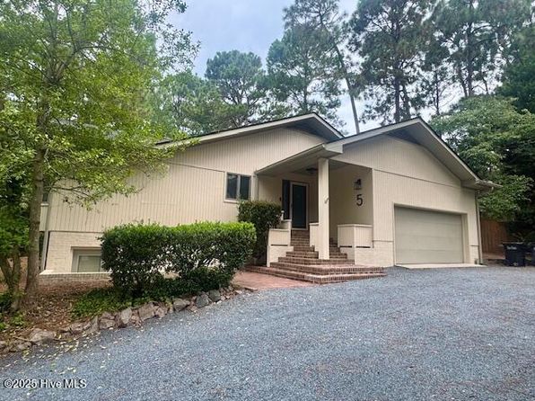 5 Live Oak Ln