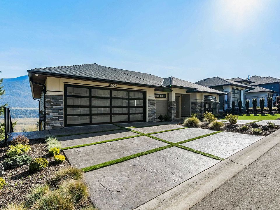 1st image of 46007 Weeden Dr