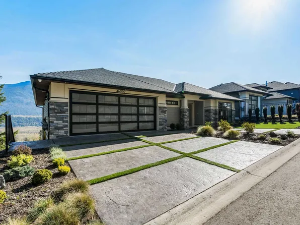 46007 Weeden Dr, Chilliwack, BC V2R 5T8