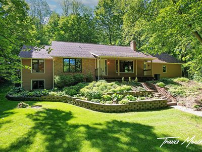 421 Sorrento Dr SE, Byron Center, MI, 49315