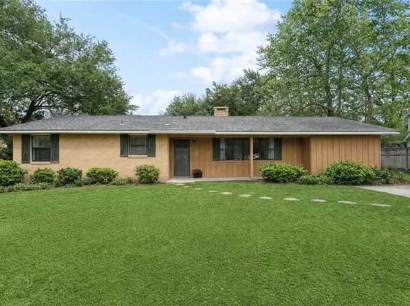 124 Country Club Dr, Covington, LA 70433