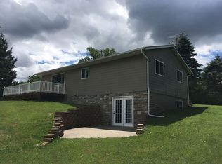 8991 Hamilton Ave NE, Monticello, MN 55362