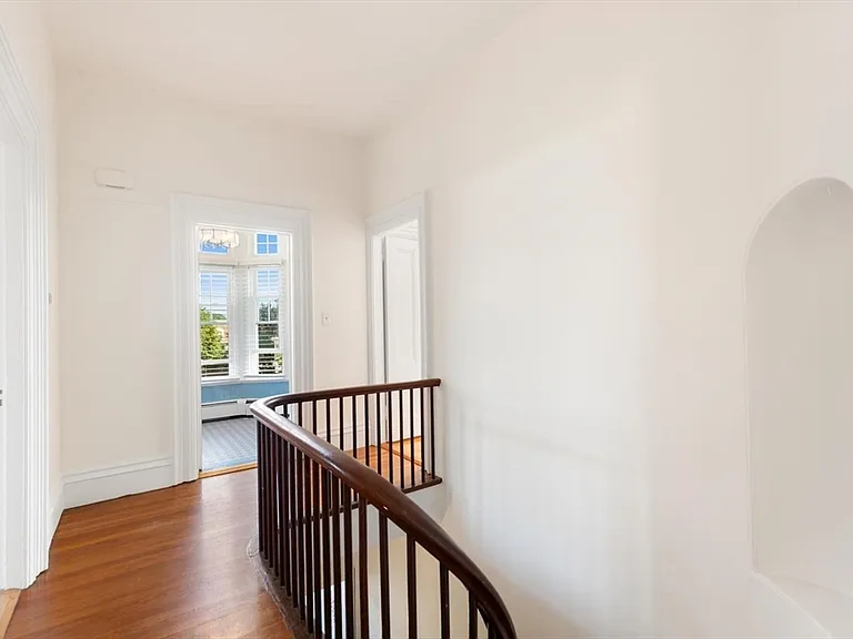 79 Prospect St #2 — Photo 5