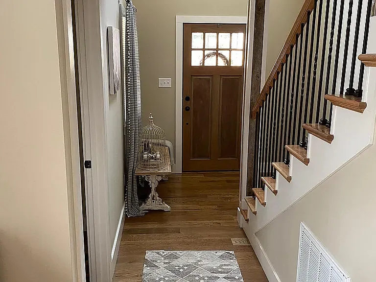1320 Whitower Dr — Photo 8