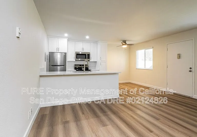 4378 Campus Ave #3 — Photo 3
