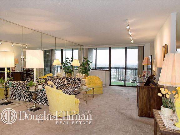 2nd image of 2 Bay Club Dr APT 12J