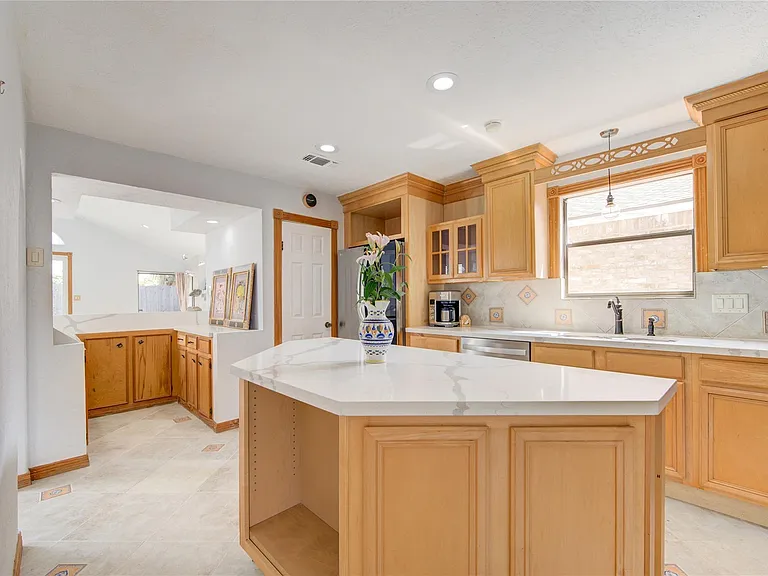 14214 Woodnook Dr — Photo 9
