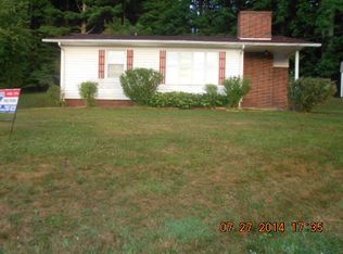 2213 Mallory Rd, Galax, VA 24381