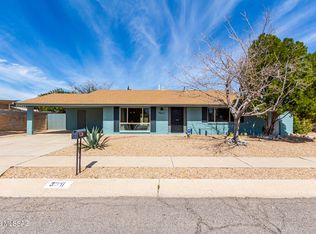 9541 E Calle Cascada, Tucson, AZ 85715