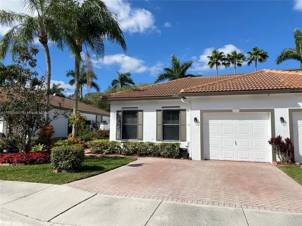 680 SW 158th Way, Pembroke Pines, FL 33027
