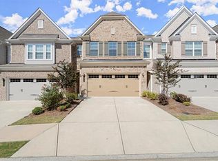 535 Elm Bluff Way, Lawrenceville, GA 30043