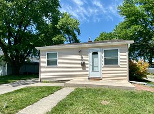 927 North Ave, Nevada, IA 50201