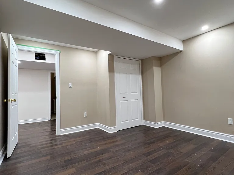401 Forest Fountain Dr — Photo 9