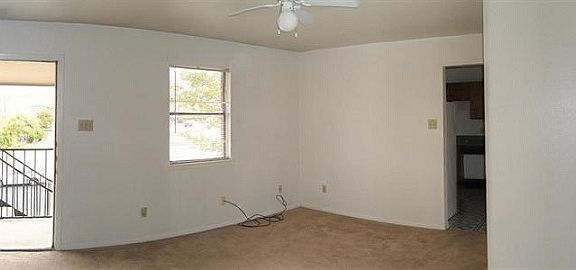 4th image of 301 North Dr