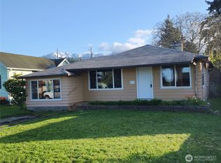 506 E 11th St, Port Angeles, WA