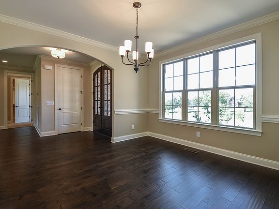 EXAMPLE - Dining Room Entry