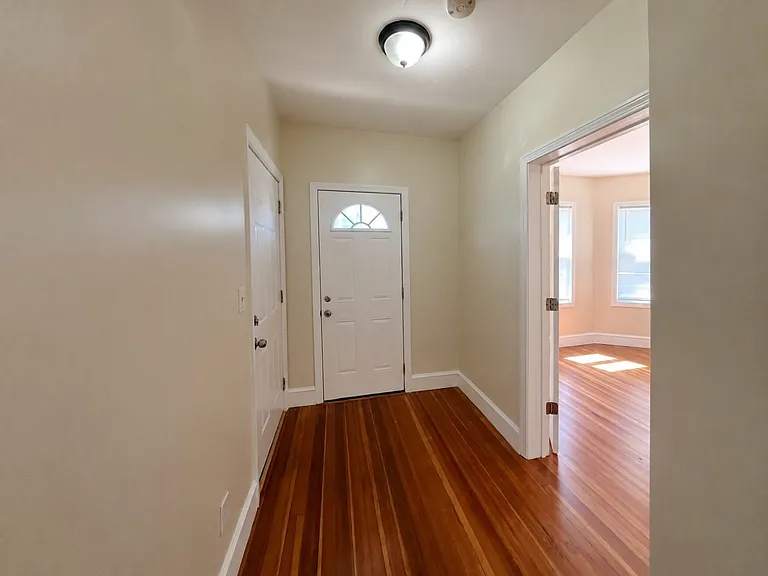 12 Crowell St #2 — Photo 2