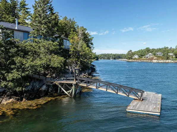 6 Harbor Ledge Lane, Southport, ME 04576