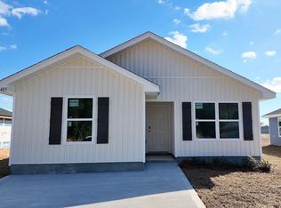 6485 Firefly Dr, Milton, FL 32583