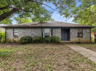2200 Ridgeview St, Fort Worth, TX 76119