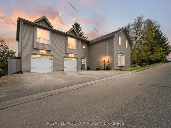 12 Mill St, Orangeville, ON L9W 2M3