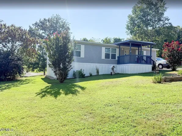 1342 High St, Dandridge, TN 37725