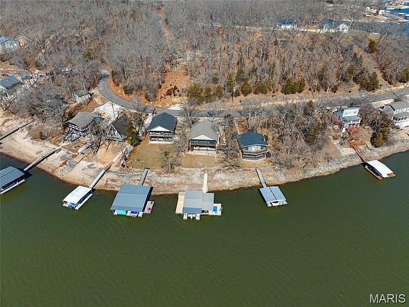 4th image of 698 Woodland Dr