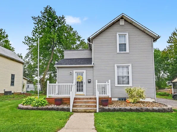 427 Wallace Ave, Bucyrus, OH 44820