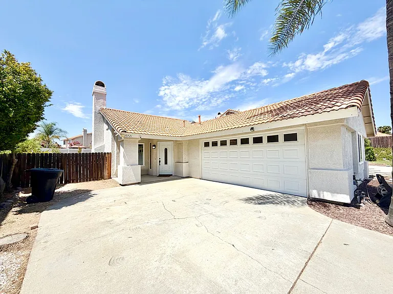 39721 Rustic Glen Dr — Photo 4