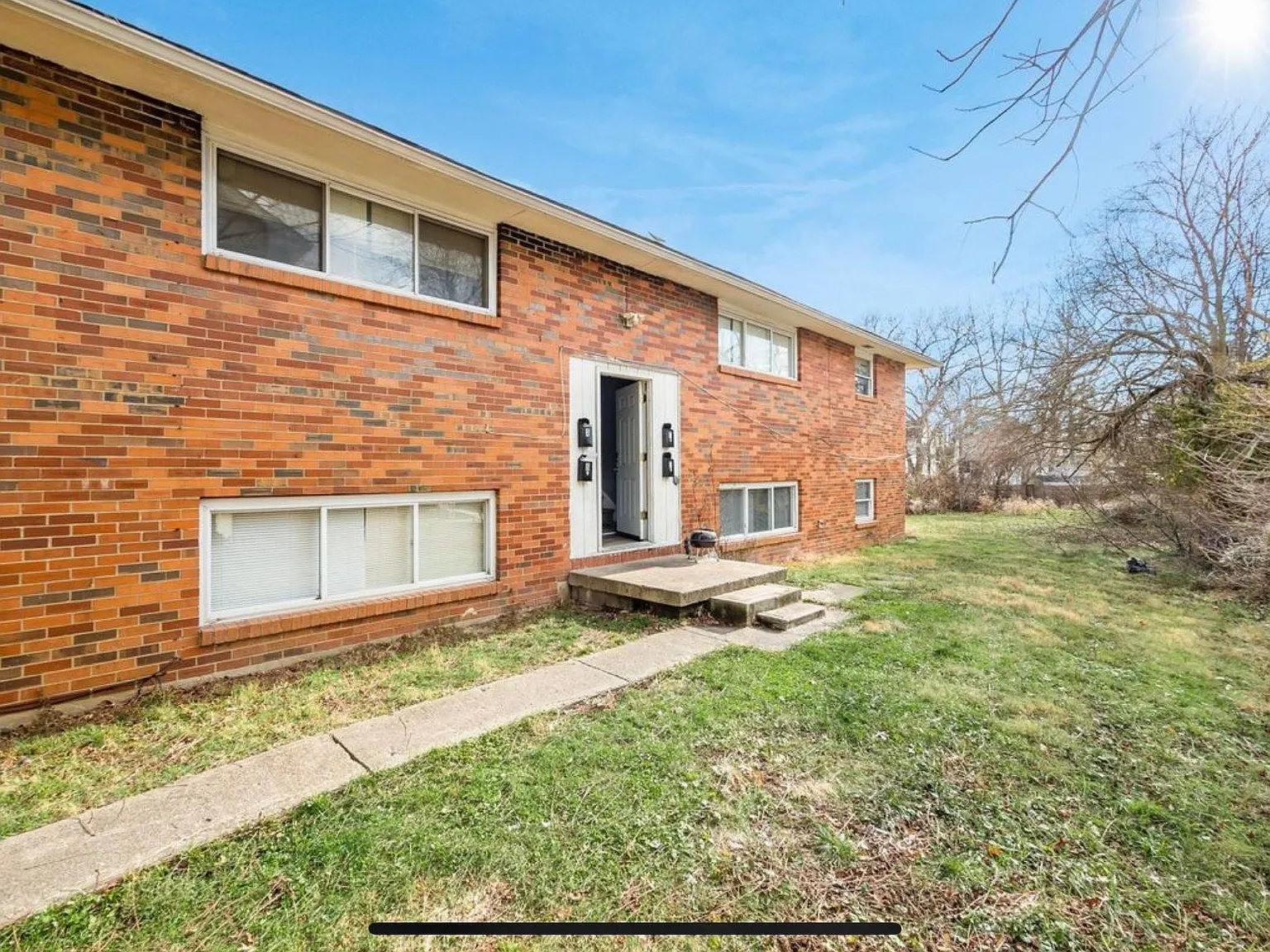 2 bed, 760 sqft, $975 — Photo 1