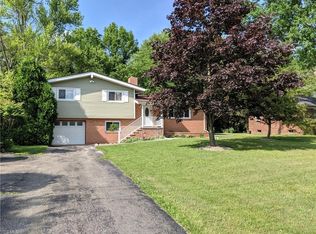 3702 Parkman Rd, Southington, OH 44470