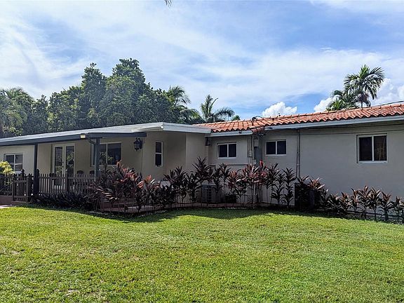 3rd image of 12200 SW 51st Street